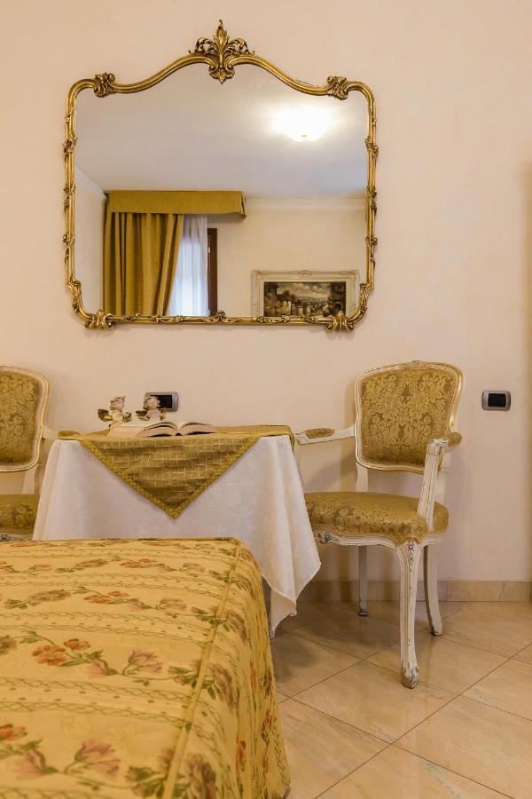 Angeles Inn Venise Extérieur photo