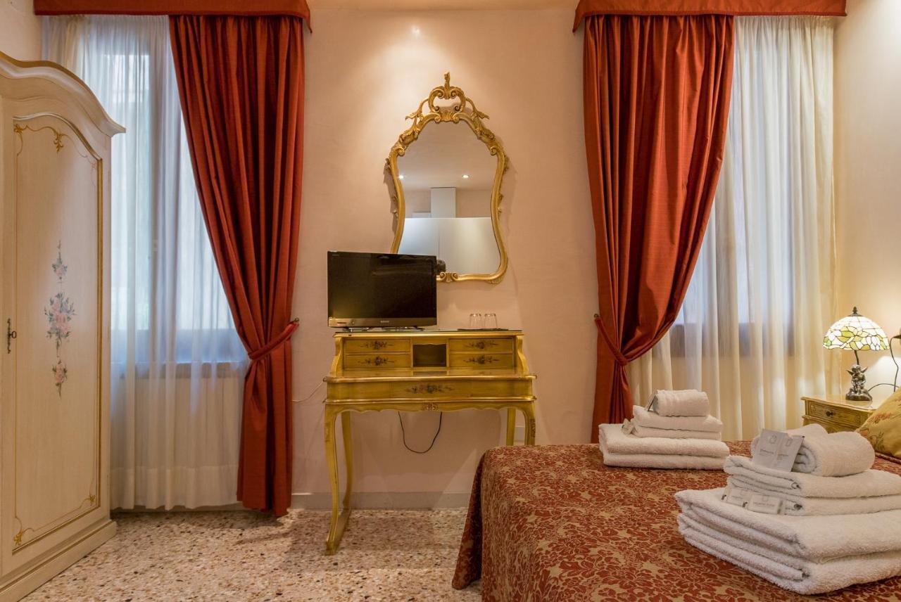 Angeles Inn Venise Extérieur photo